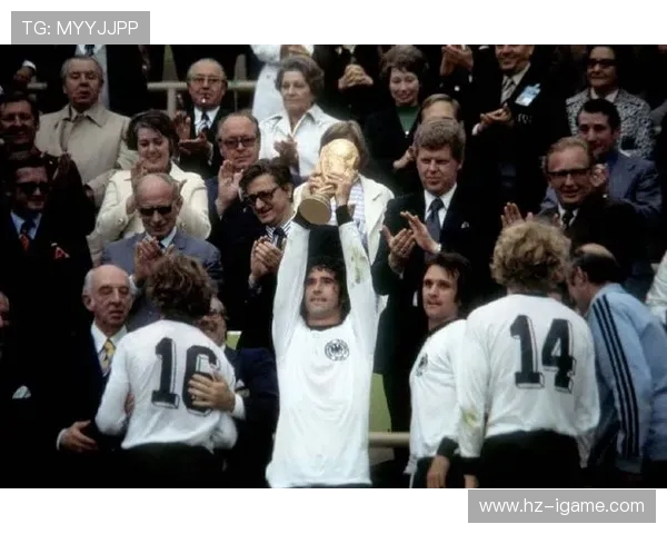 盖德·穆勒：足球场上的德国传奇与历史进球王的崛起与辉煌